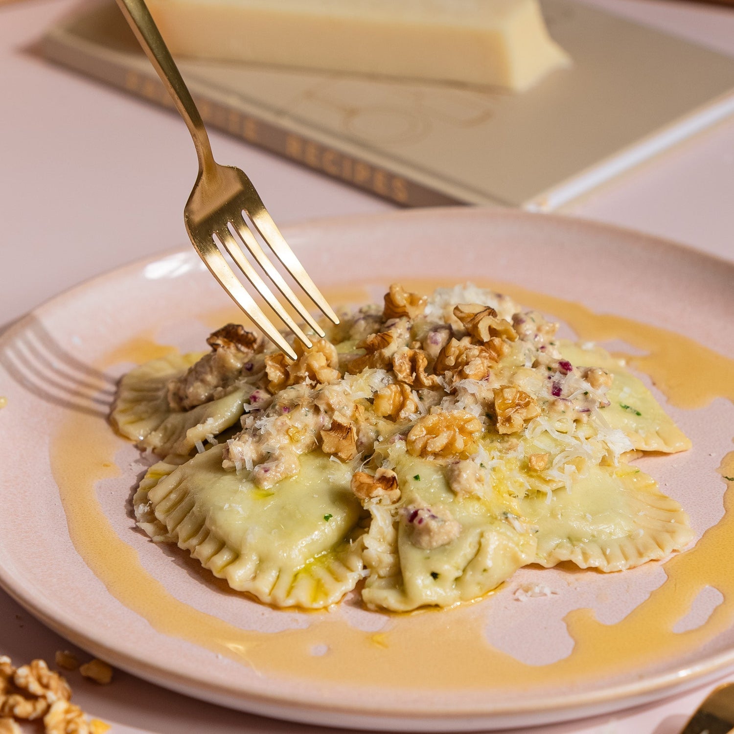 Ravioli mit Ricotta-Spinat-Füllung - Wundermix GmbH