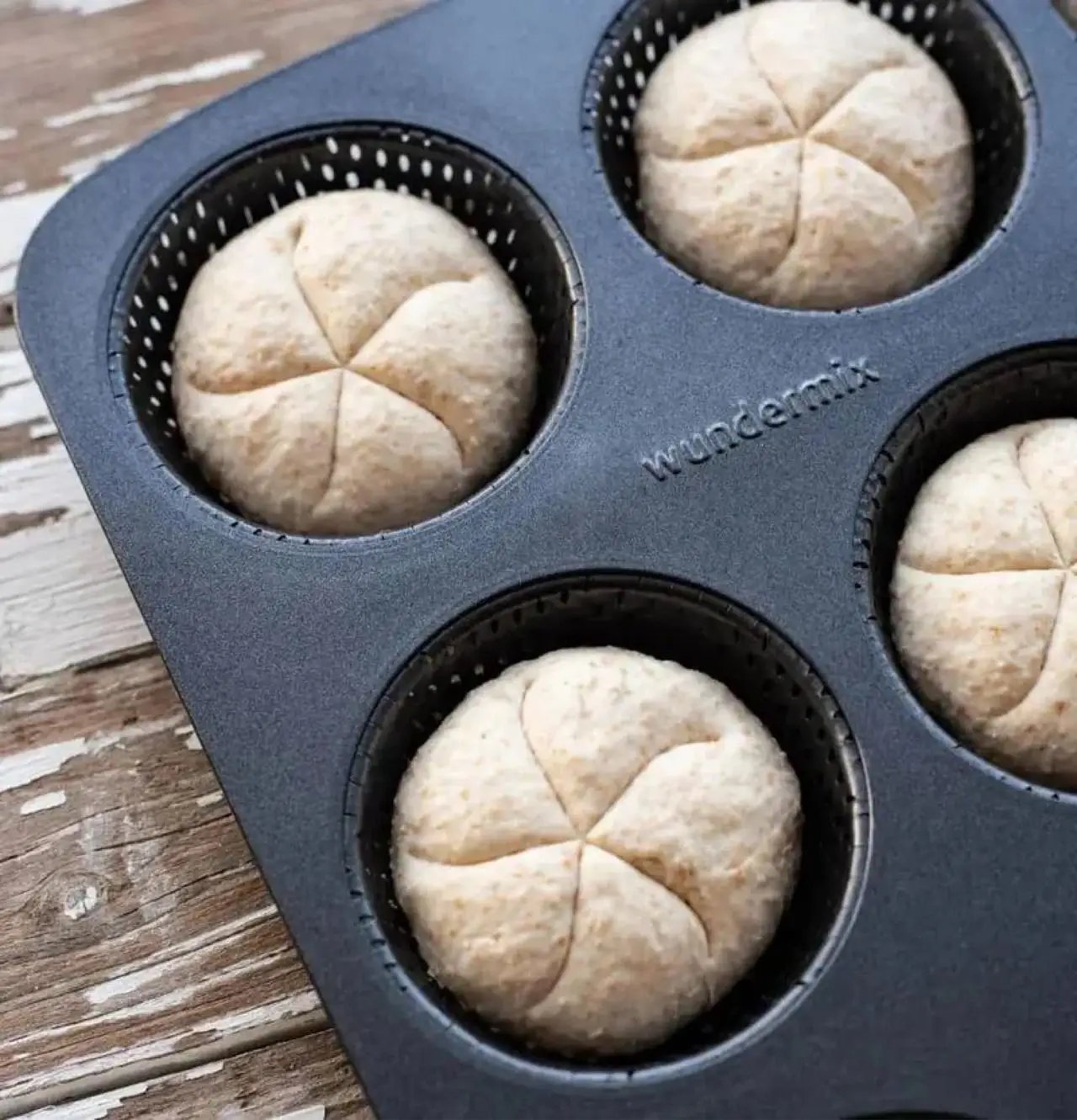 Brötchenblech mit Antihaftbeschichtung by Wundermix - Wundermix GmbH